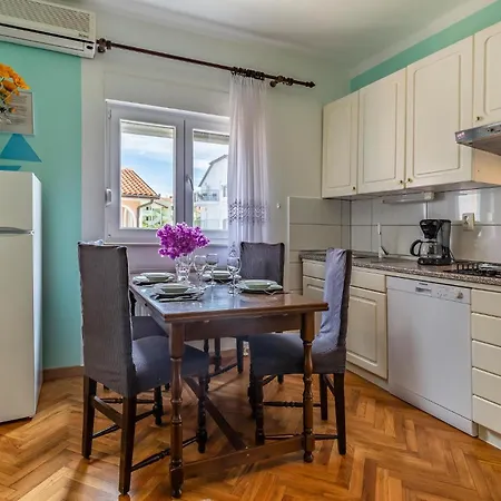 Apartment Cozy In With Wifi Medulin