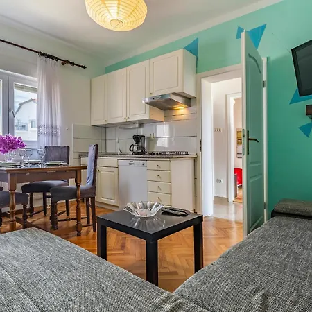 2 Bedroom Gorgeous In